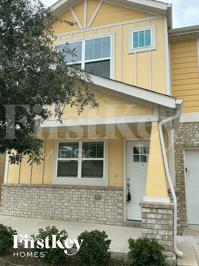 Building Photo - 324 Nima Ln
