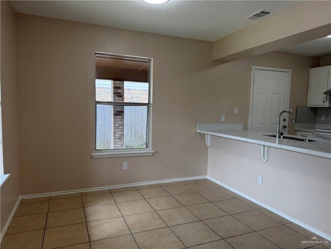 Foto del edificio - 12 N 31st St