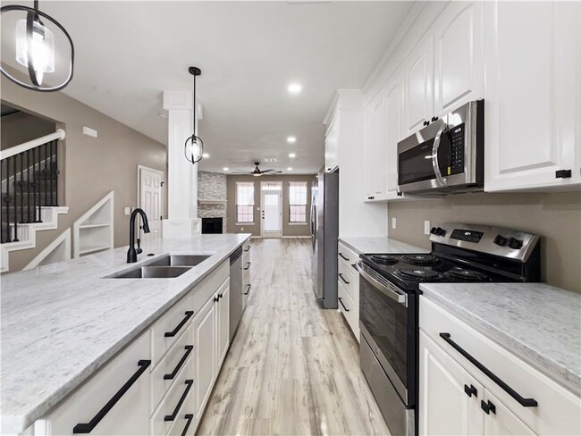 Foto del edificio - 1305 W Villa Maria Rd