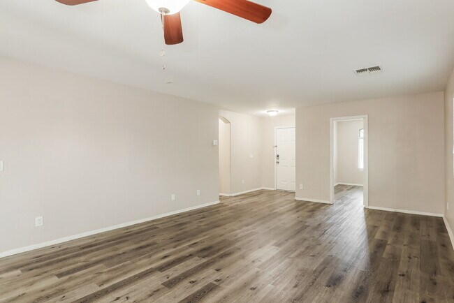 Foto del edificio - 5713 S 34th Ave