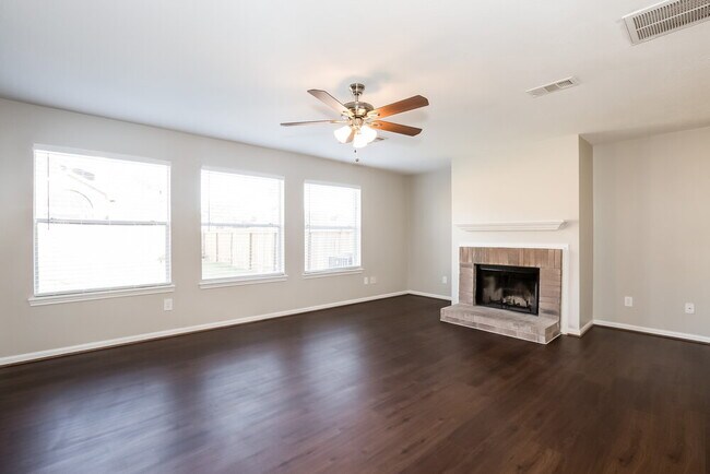 Foto del edificio - 4723 Pleasant Trail