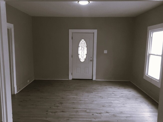 Foto del edificio - Now available! Super cute 2 br House