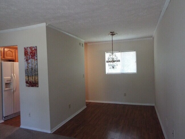 Building Photo - 4539 Doral Dr SW