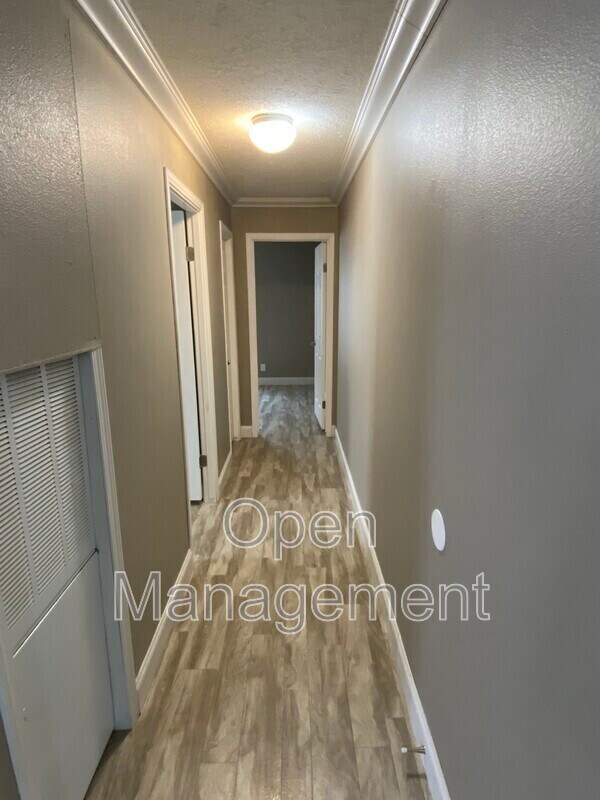 Building Photo - 8812 NE 106 Pl