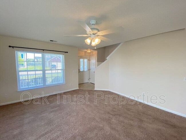 Building Photo - 191 Southport Dr