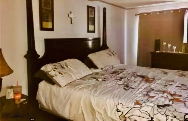 Foto del edificio - 107 Elm St