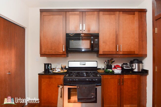 Foto del edificio - 4345 N Sawyer Ave