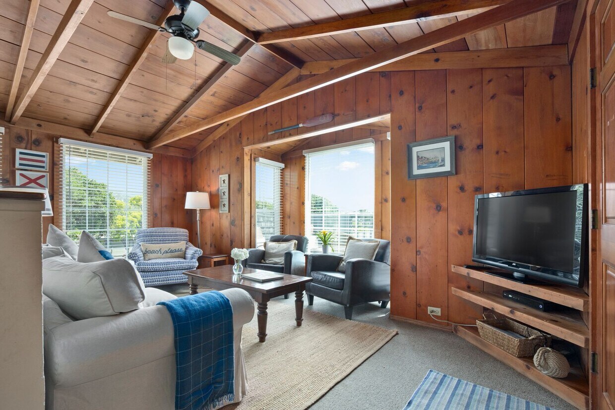 310-320 9th Ave Unit 310 9th Avenue, Santa Cruz, CA 95062