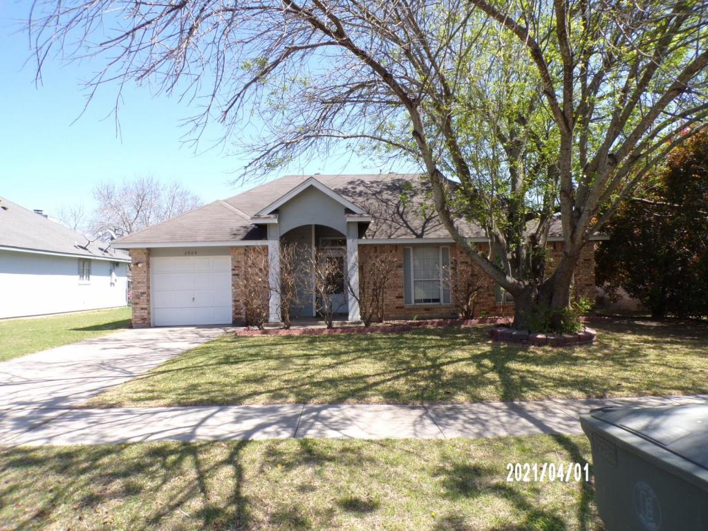 Primary Photo - 2604 Remington Dr