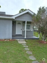Building Photo - 406 N 13th St