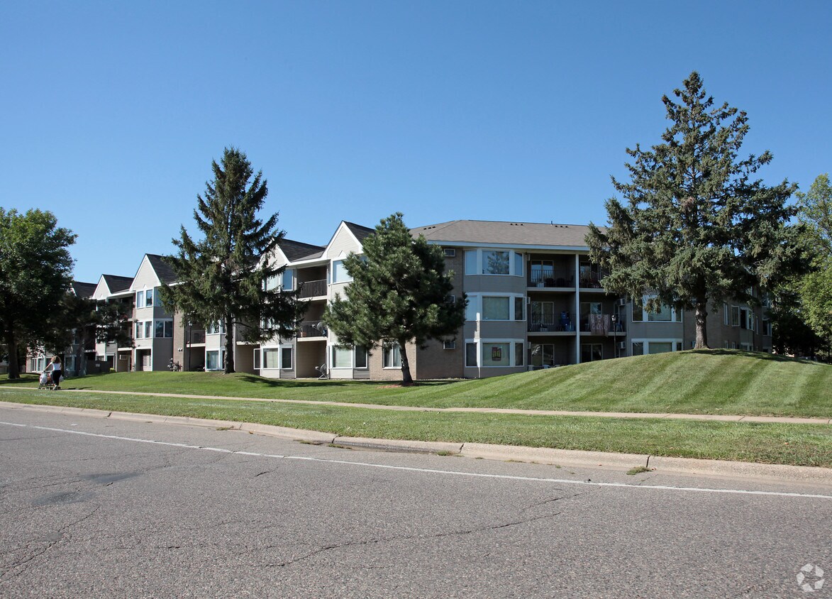 Foto del edificio - Oaks Whitney Pines