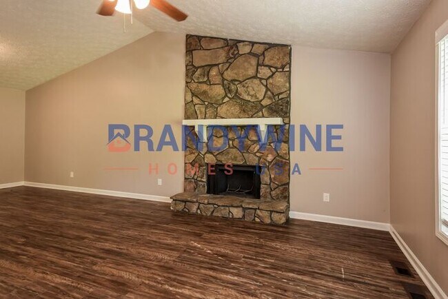 Building Photo - 2681 Meadow Ridge Ct