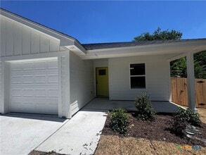 Building Photo - 209 Elbert Ln
