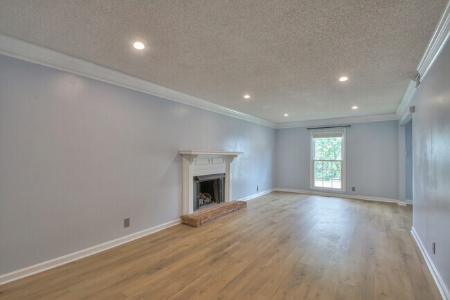 Building Photo - 5329 Village Way