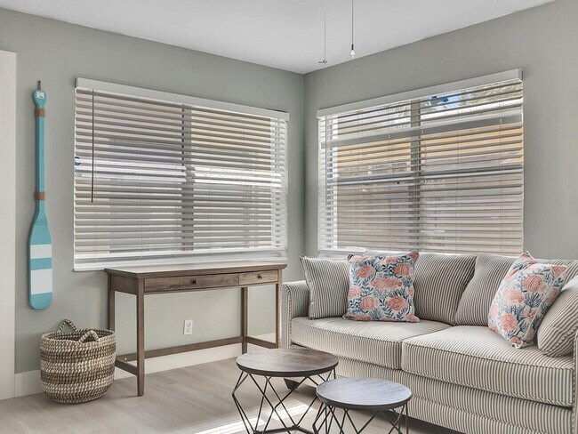 Foto del edificio - 318-320-320 Walnut St