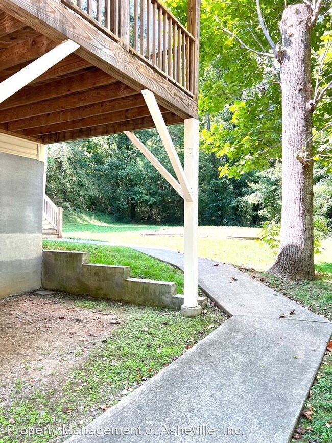 Building Photo - 4 br, 3 bath House - 32 Cub Rd.