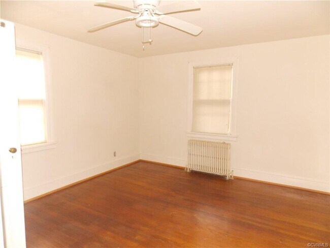 Building Photo - 4800 Dunston Ave