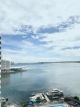 Building Photo - 999 Brickell Bay Dr