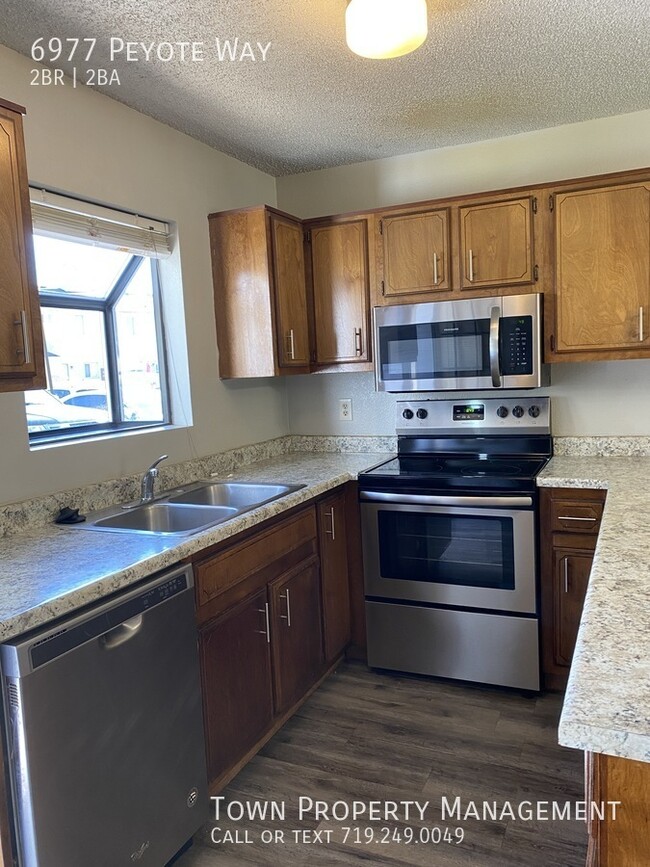 Building Photo - 6977 Peyote Way
