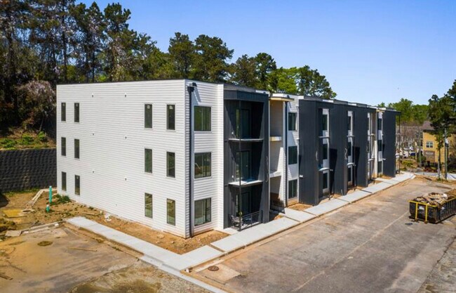 Building Photo - 1155 Custer Ave SE