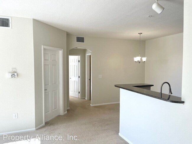 Foto del edificio - 2 br, 1 bath House - 9180 Rolling Way #205