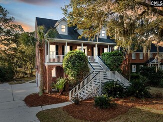 Building Photo - 669 Palisades Dr