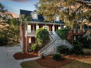 Building Photo - 669 Palisades Dr