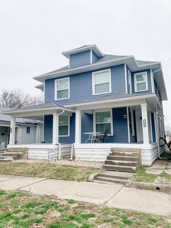 Building Photo - 1214-1216 S 9th St
