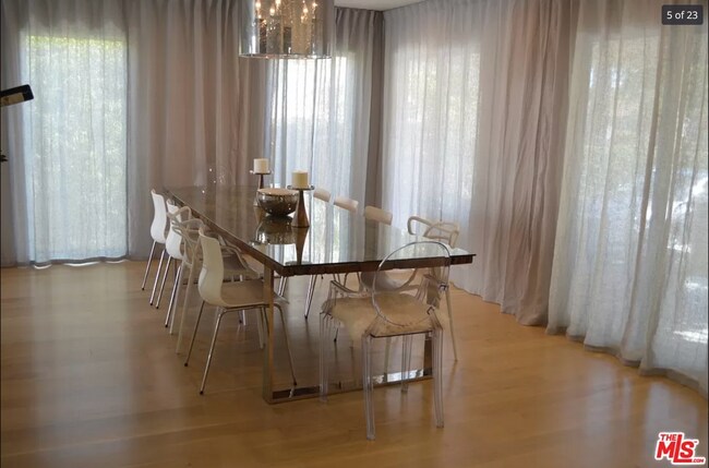 Foto del edificio - 2248 Greenfield Ave