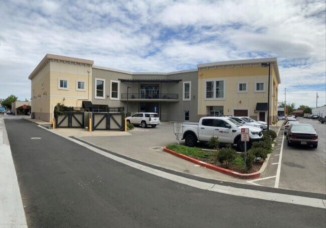 Foto del edificio - 1321 Butte St