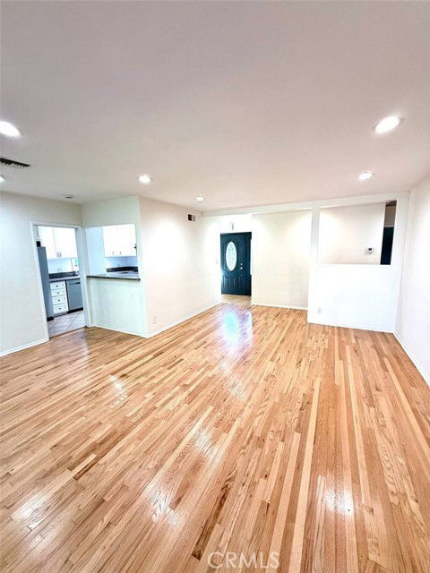 Foto del edificio - 22051 San Miguel St