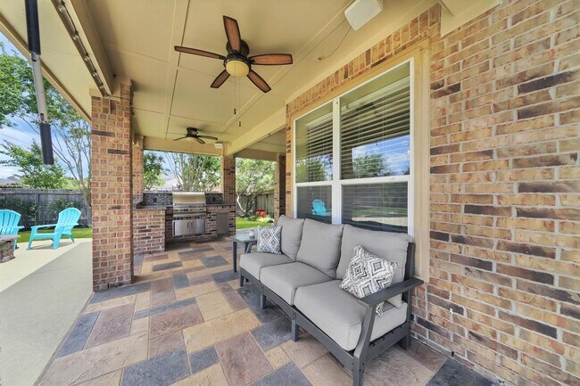 Foto del edificio - 28602 Hayden Park Dr