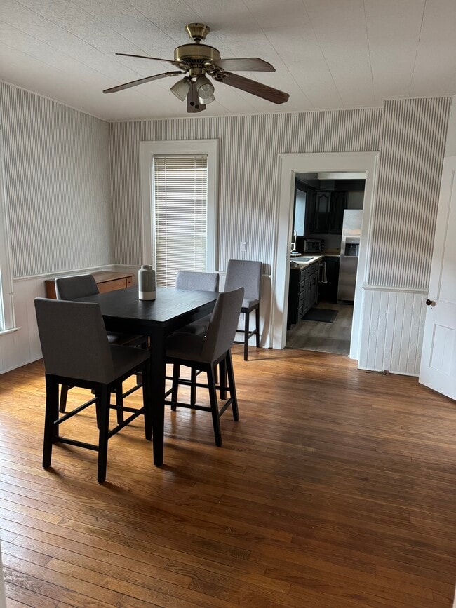 Foto del edificio - 10 Barker St