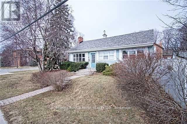 Building Photo - 200 Trent St E