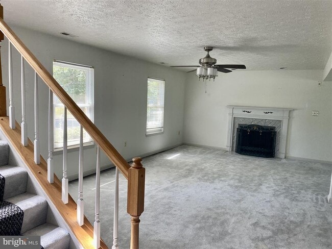 Building Photo - 11208 Mary Catherine Dr