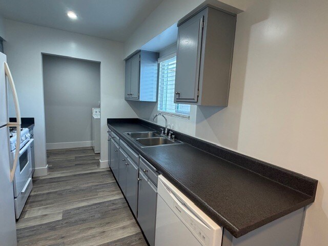 Building Photo - 1747 Acorn St