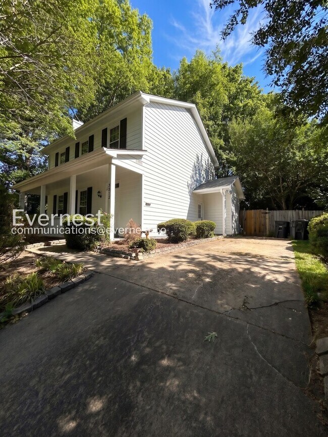 Foto del edificio - 3312 Northbrook Dr