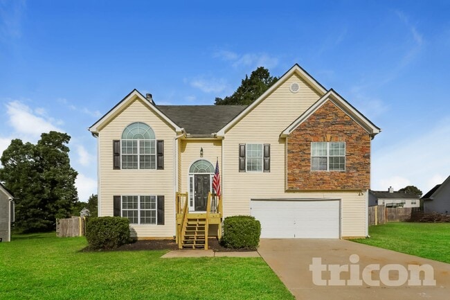 Building Photo - 660 Tipperary Rd