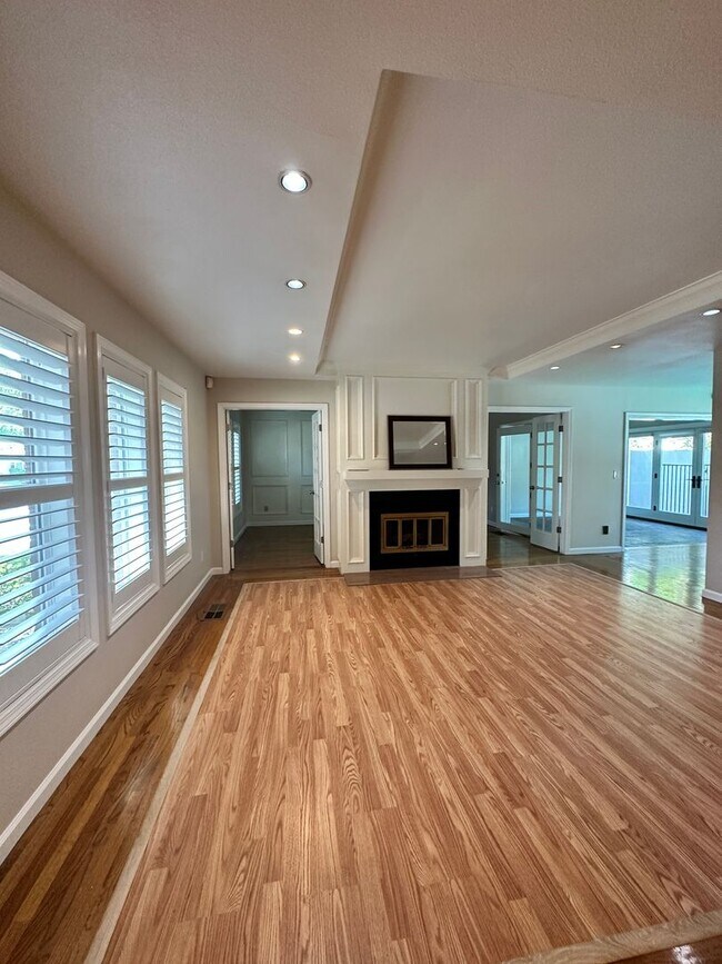 Foto del edificio - 3636 Folsom Blvd