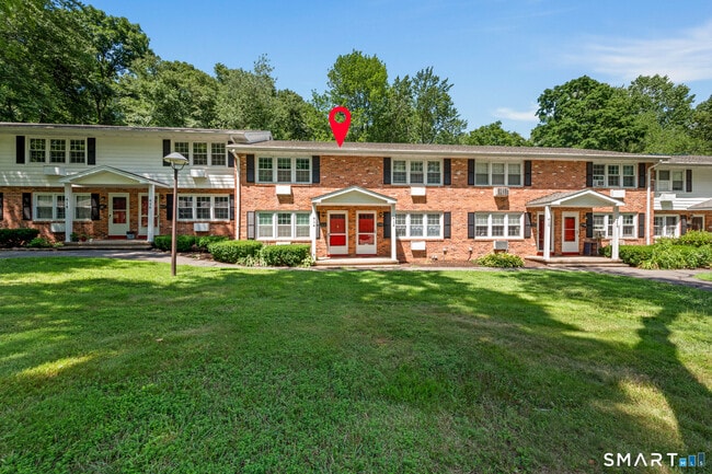 Building Photo - 414 Robin Ct