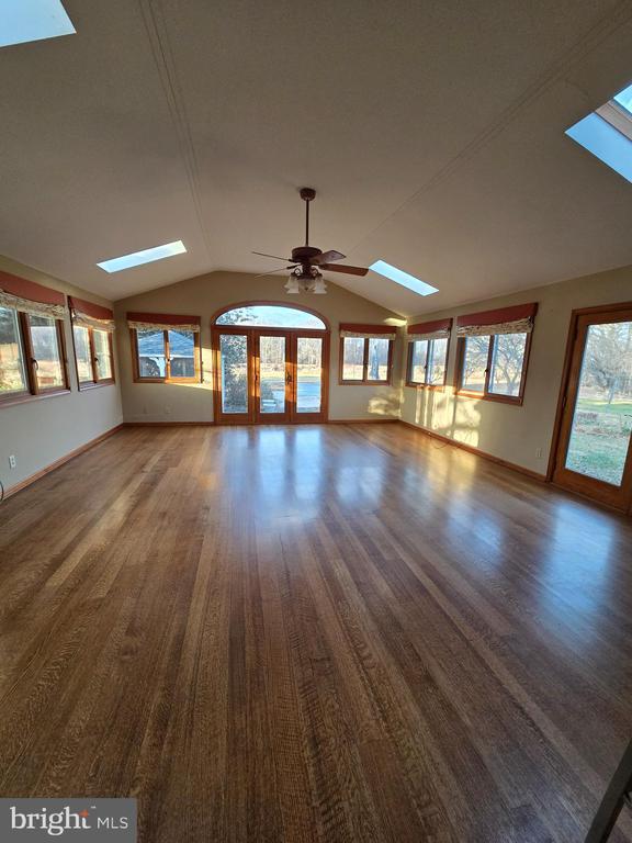 Building Photo - 151 Hammer Run