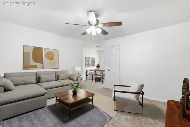 Building Photo - 3 Bedroom House off Juniper Drive!