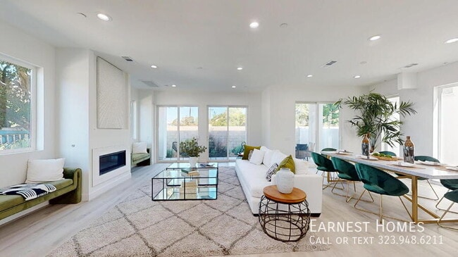 Building Photo - 8486 Camelia Ct
