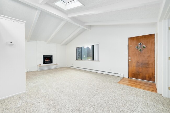 Photo - 850 W Chenango Ave House