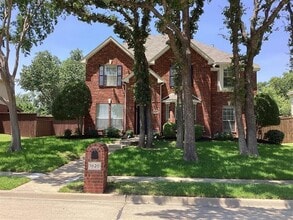 Building Photo - 1620 Mountain Laurel Dr