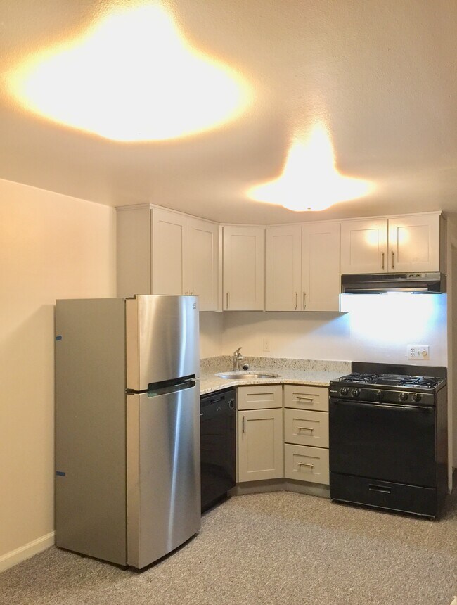 Foto del edificio - 327 8th St