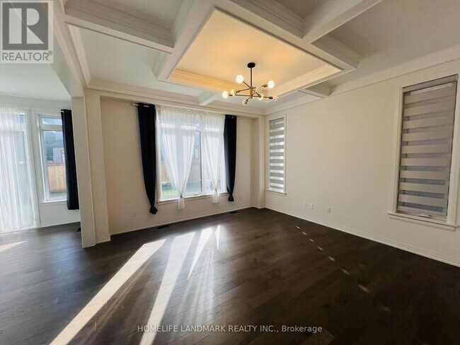 Building Photo - 147 Markview Rd