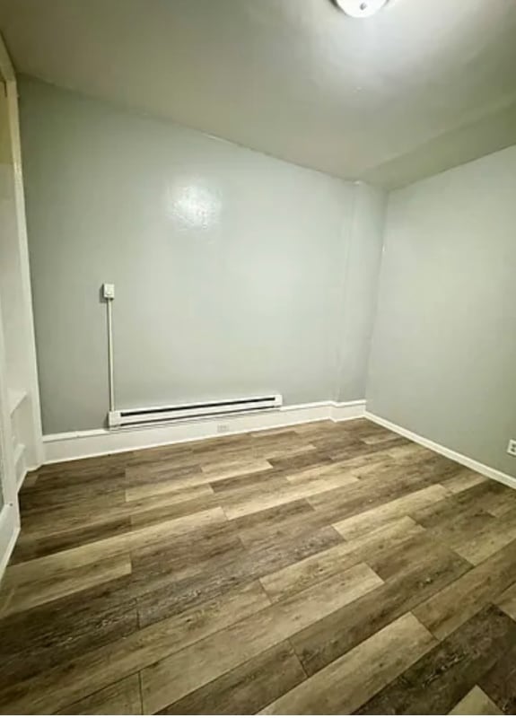 Photo - 229 S 6th St Apartment