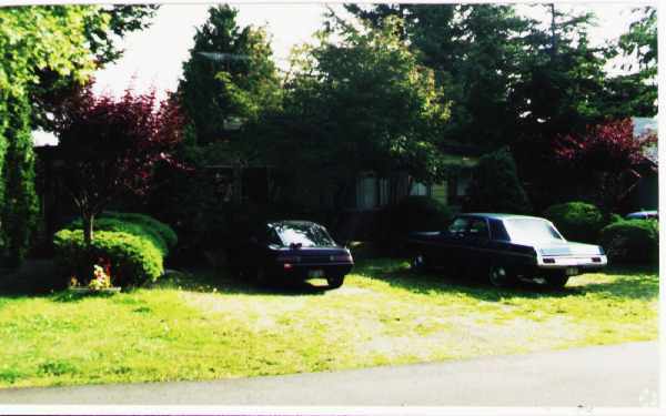 Primary Photo - 8513 Maplewood Ln
