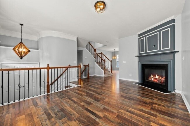 Building Photo - 1346 Thornborough Dr